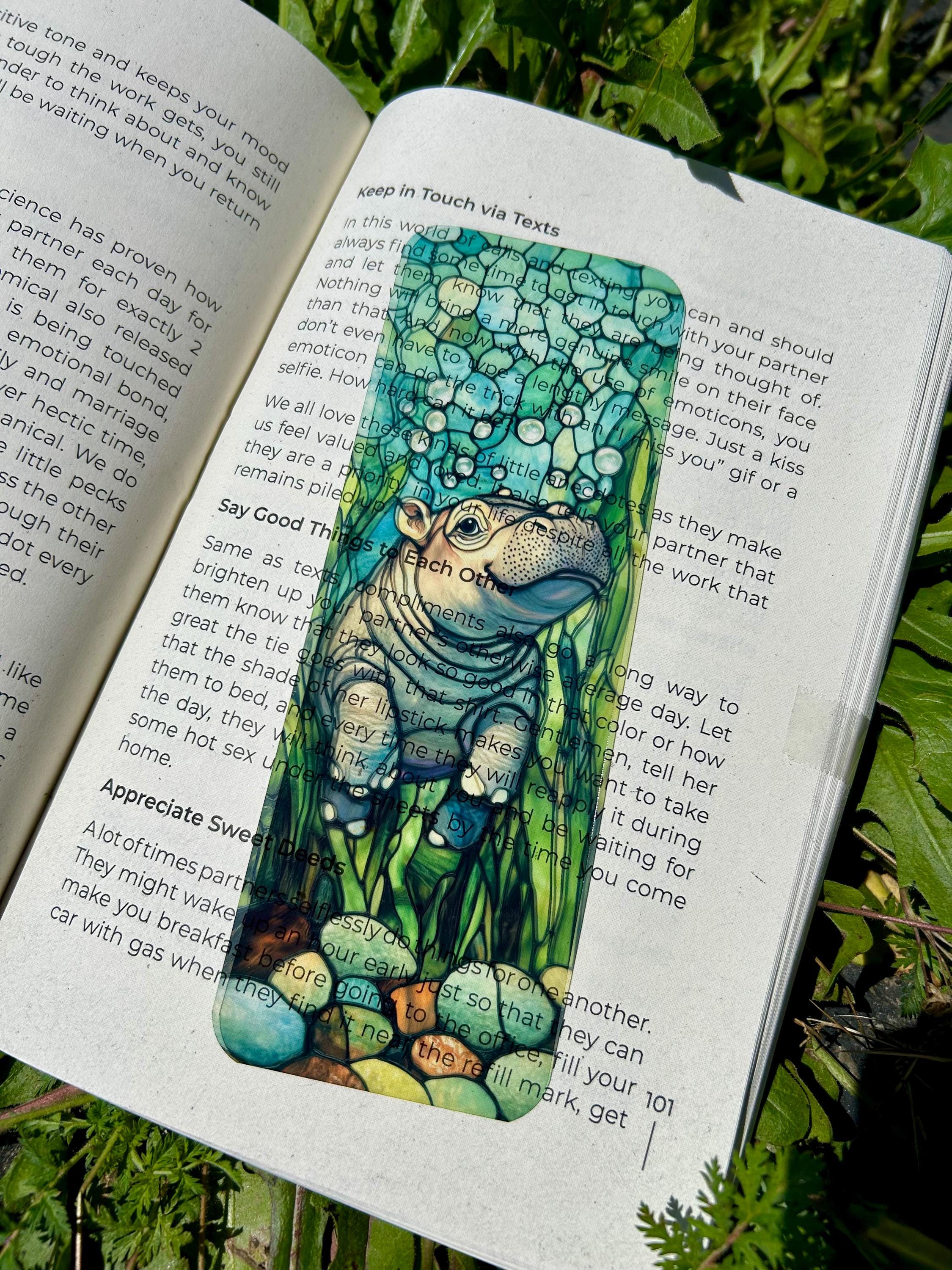 Moo Deng Baby Hippo Bookmark - Cute Bookmark, Adorable Hippo, Perfect Gift for Moo Deng Lovers