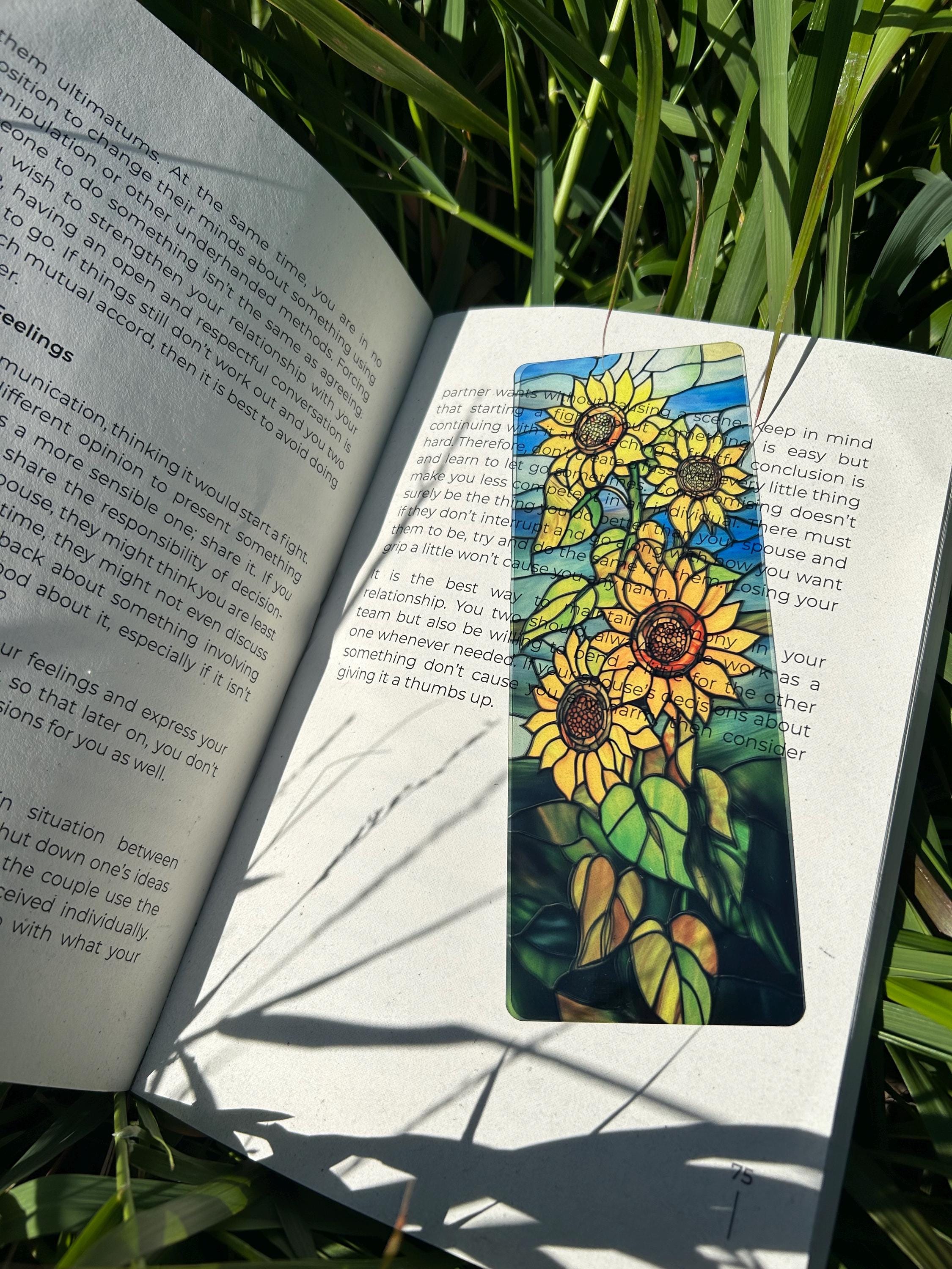Sunflowers Bookmark – Handmade Floral Bookmark, Bright Yellow Flower Page Marker, Nature Lover Gift, Boho Aesthetic Book Accessory