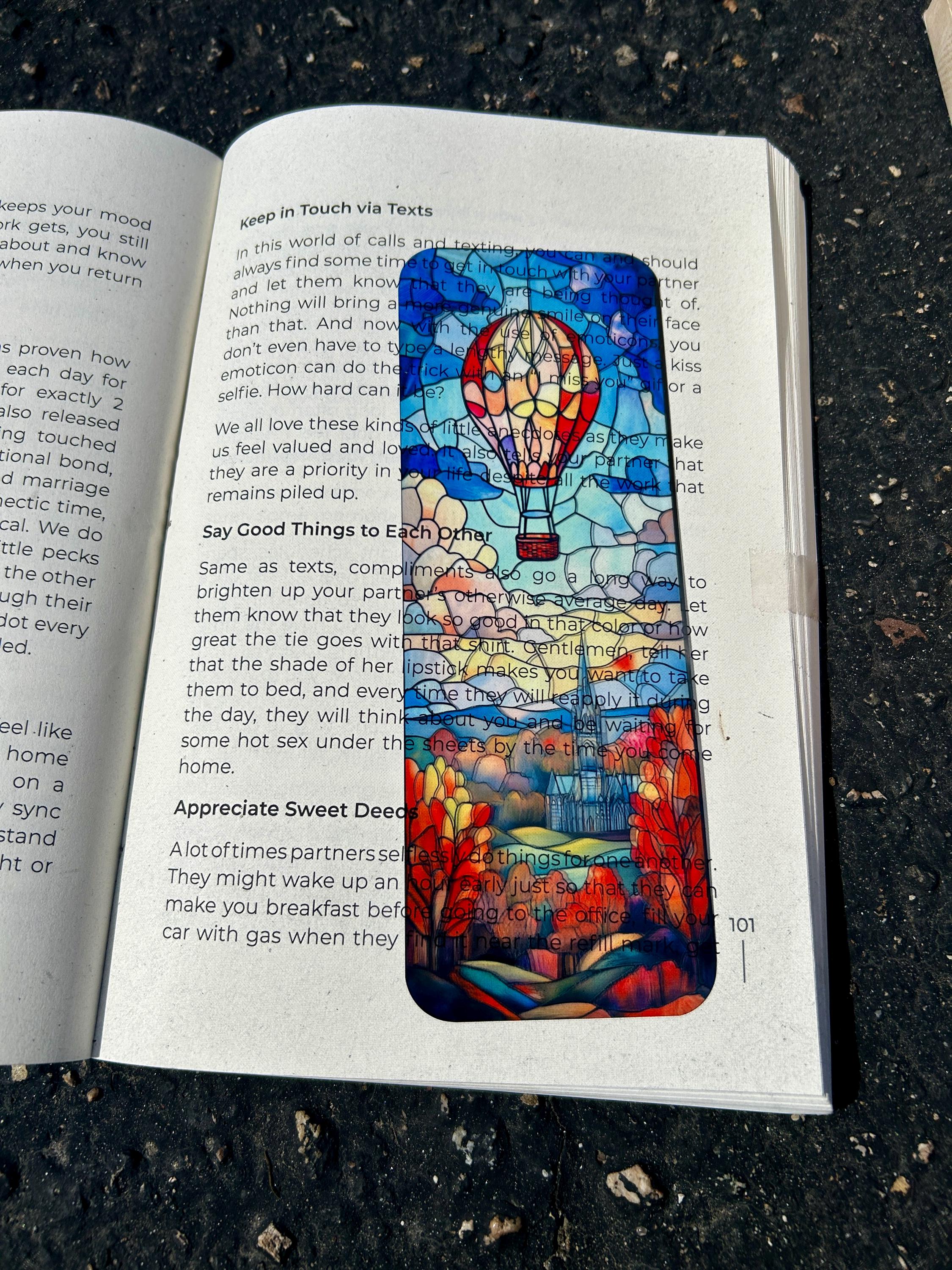 Magical Hot Air Balloon Bookmark – Whimsical Adventure, Dreamy Sky Journey, Unique Gift for Book Lovers & Explorers