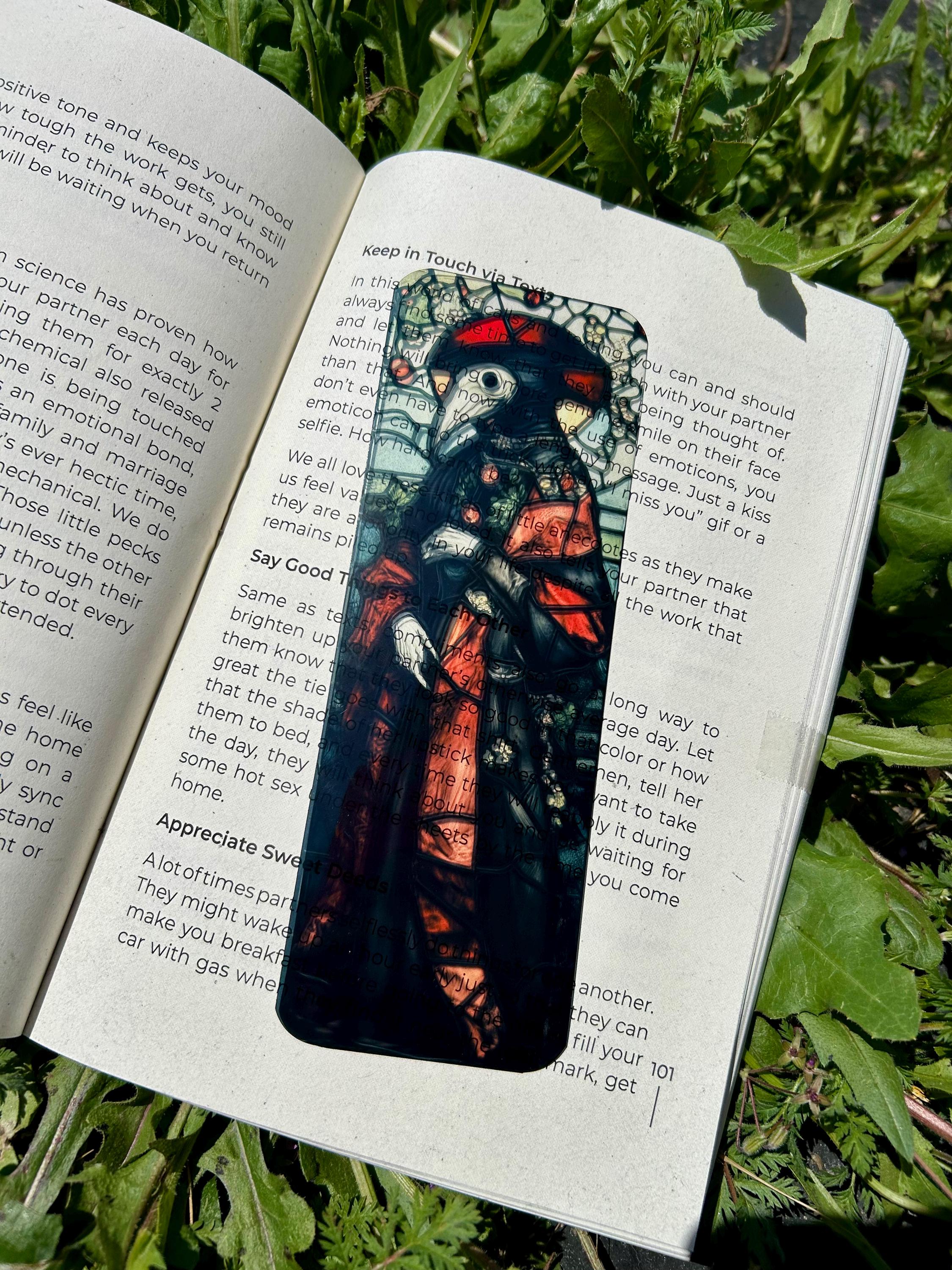 Plague Doctor Bookmark - Gothic Vintage Metal Bookmark, Dark Academia Gift, Horror Book Lover Accessory, Unique Medieval Medicine Gift