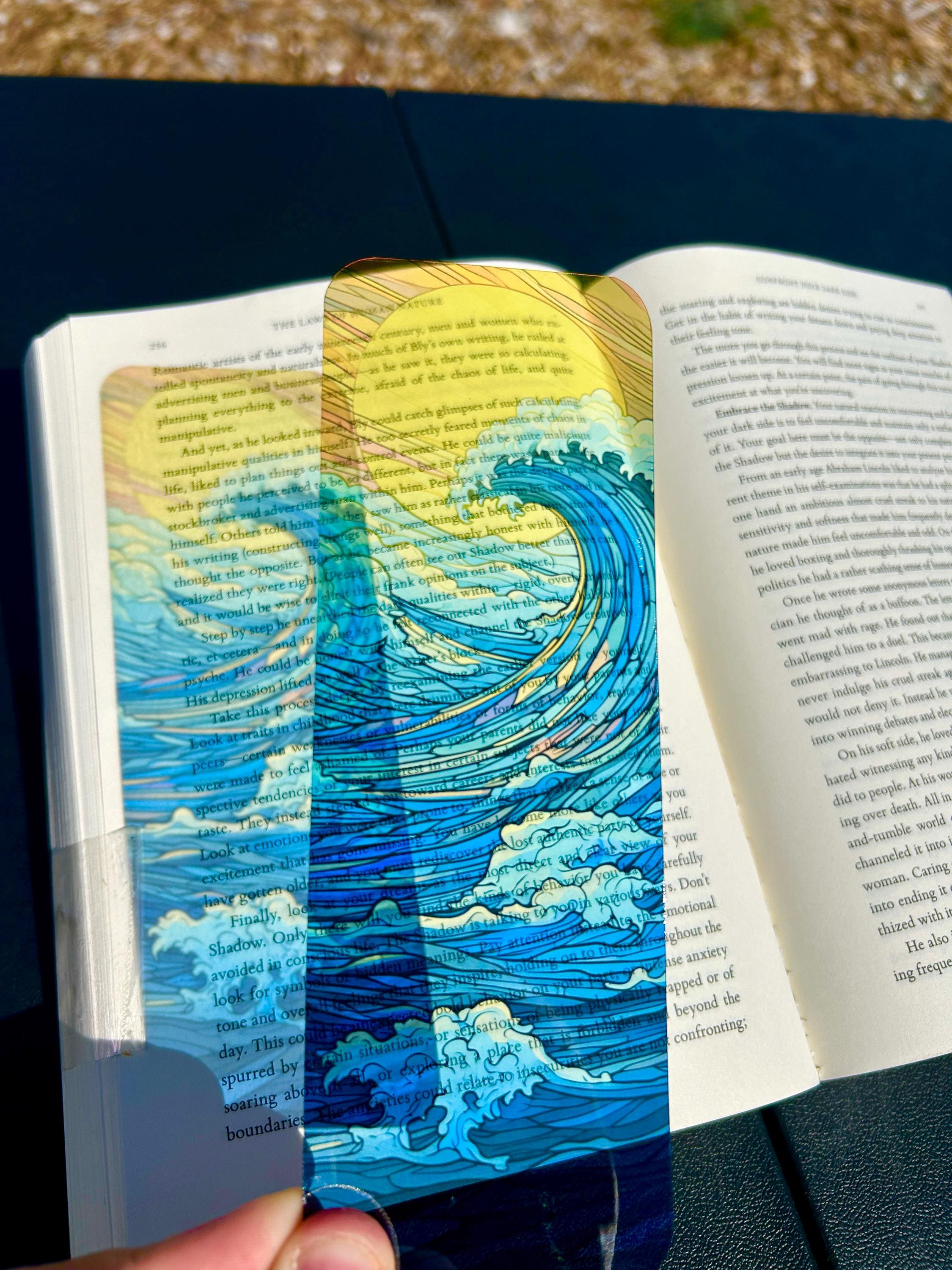 Ocean Wave Bookmark with Stained Glass Ocean and Golden Horizon – Calming Blue Sea Art for Therapy, Mindfulness, and Coastal Book Lovers