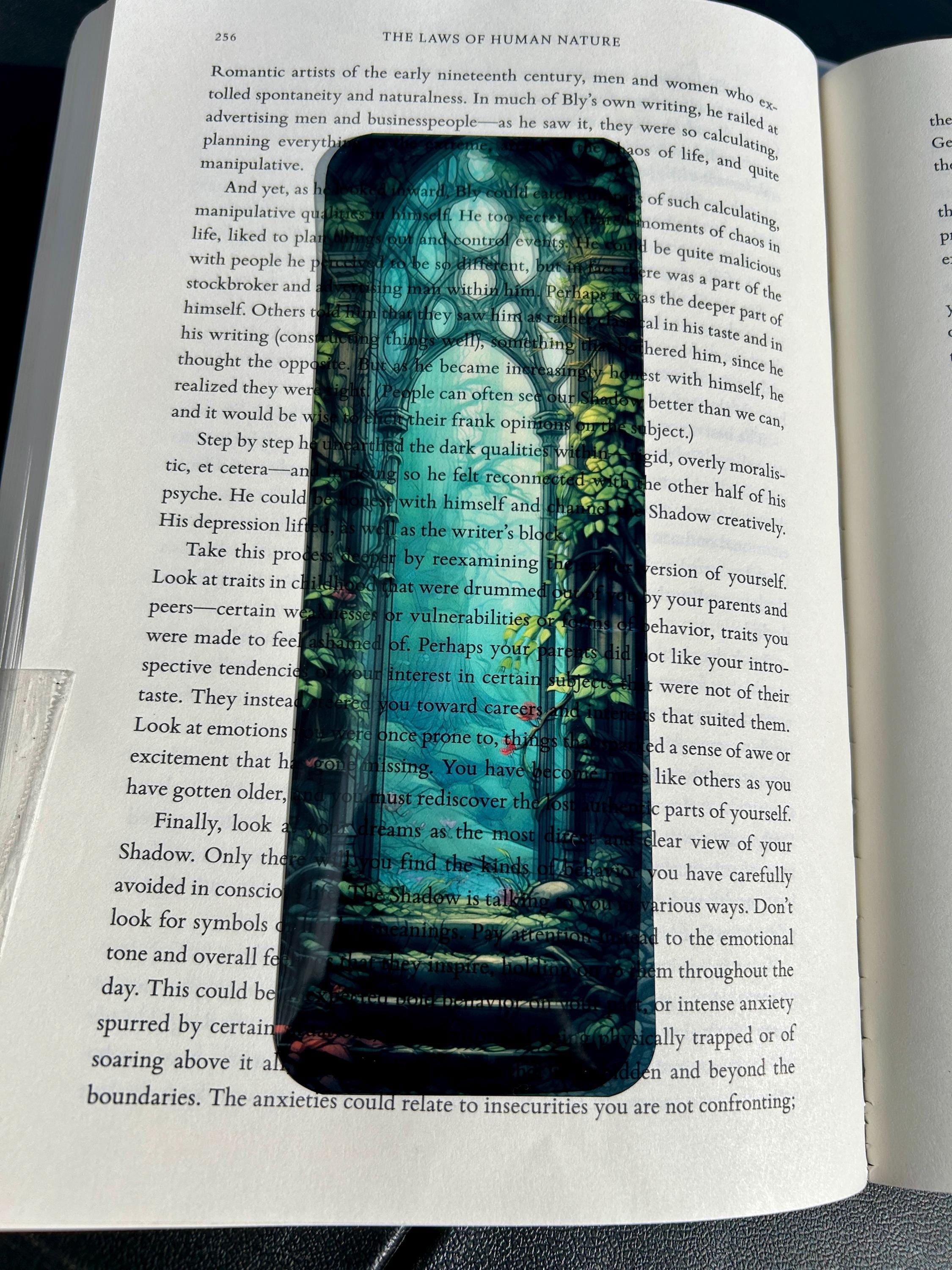 Mystical Forest Gate Bookmark – Fantasy Bookish Gift – Overgrown Ivy Castle Door – Dark Academia Aesthetic – Reading Accessory
