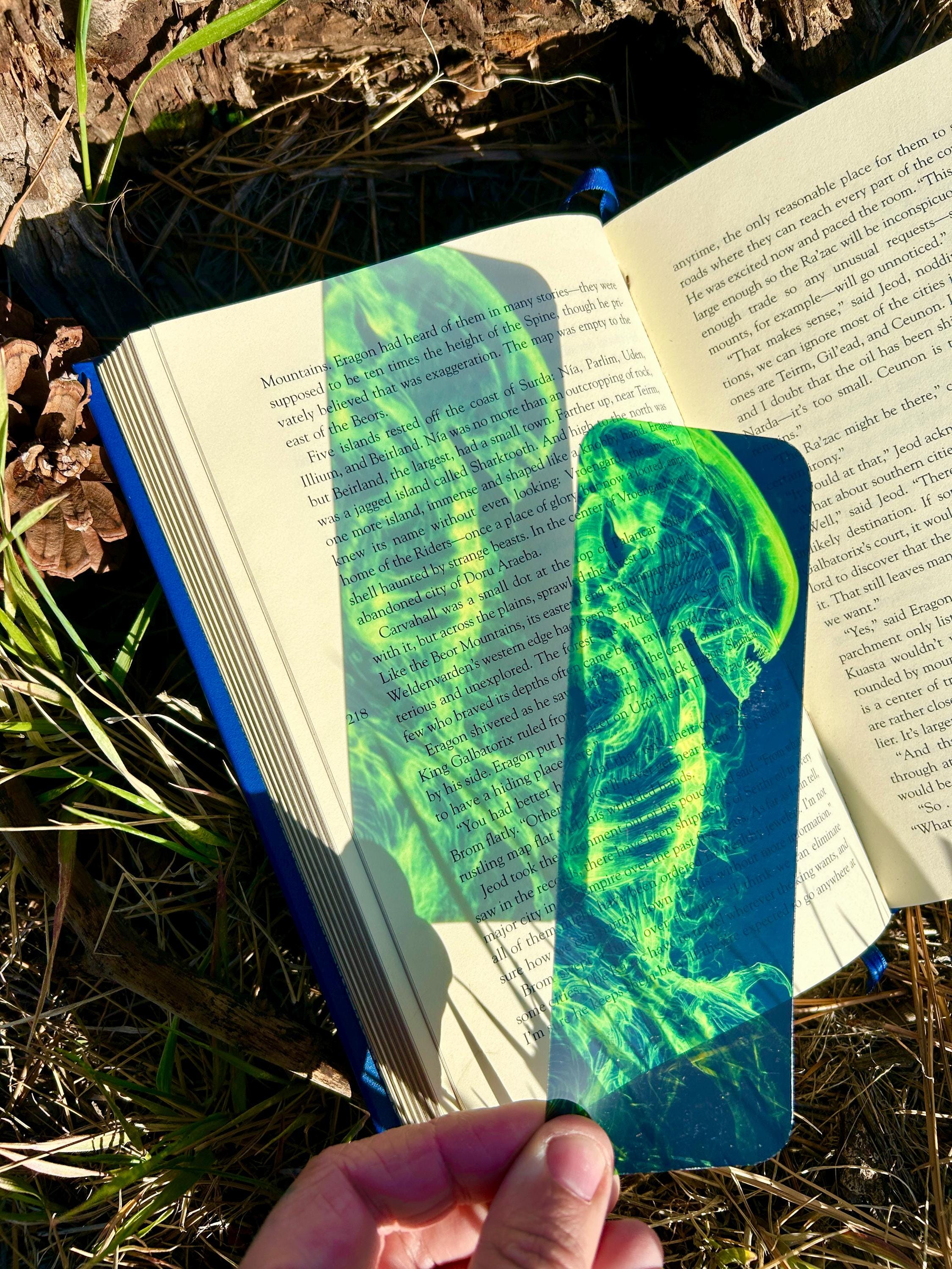 Alien Stained Glass Suncatcher, Sci-Fi Inspired Extraterrestrial Visual, Space Fantasy Aesthetic Gift for Readers