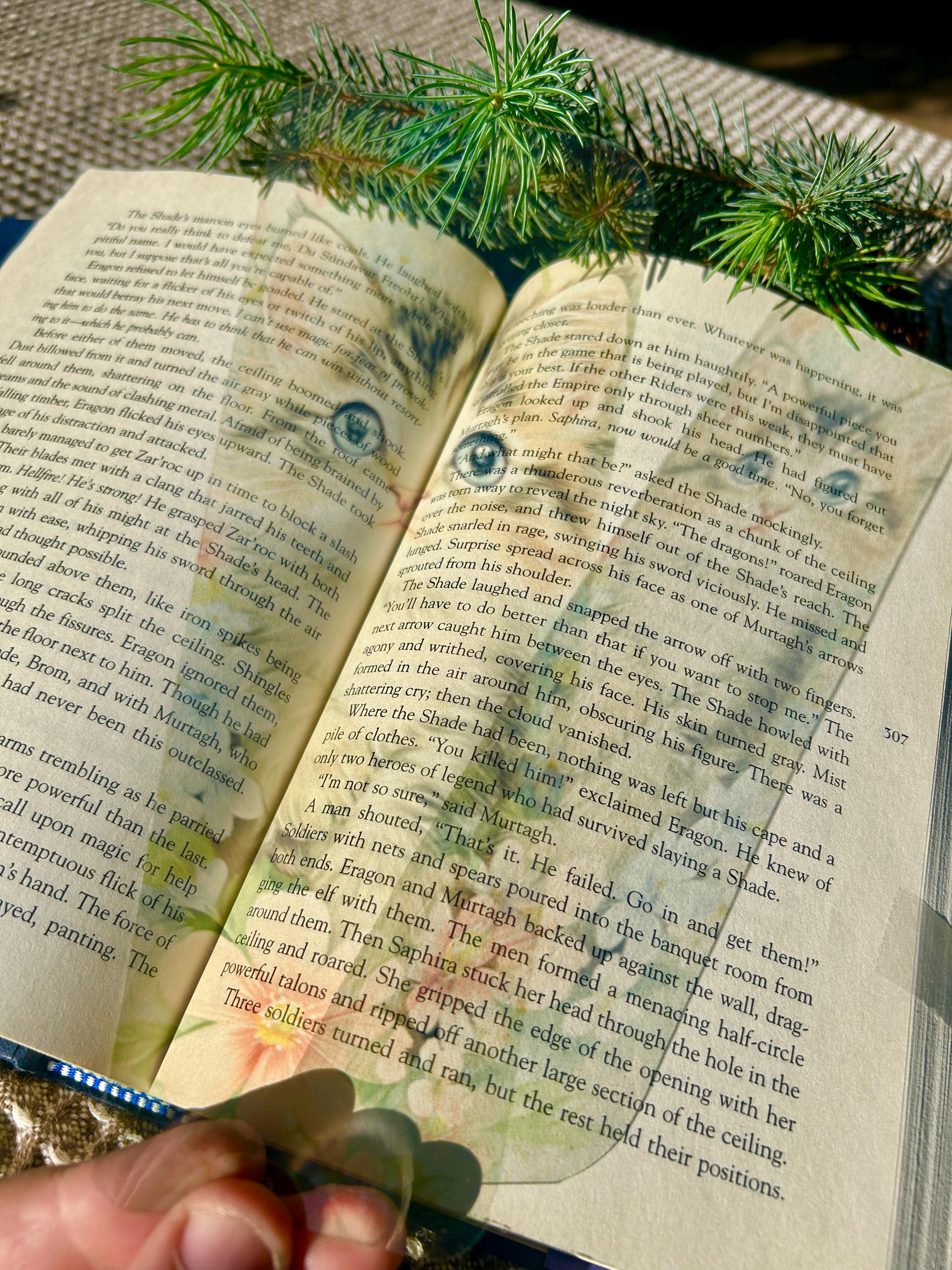 Adorable Kitten Bookmark for Book Lovers | Handmade Cat Lover Gift | Adorable Kitten Reading Bookmark | Unique Acrylic Book Mark