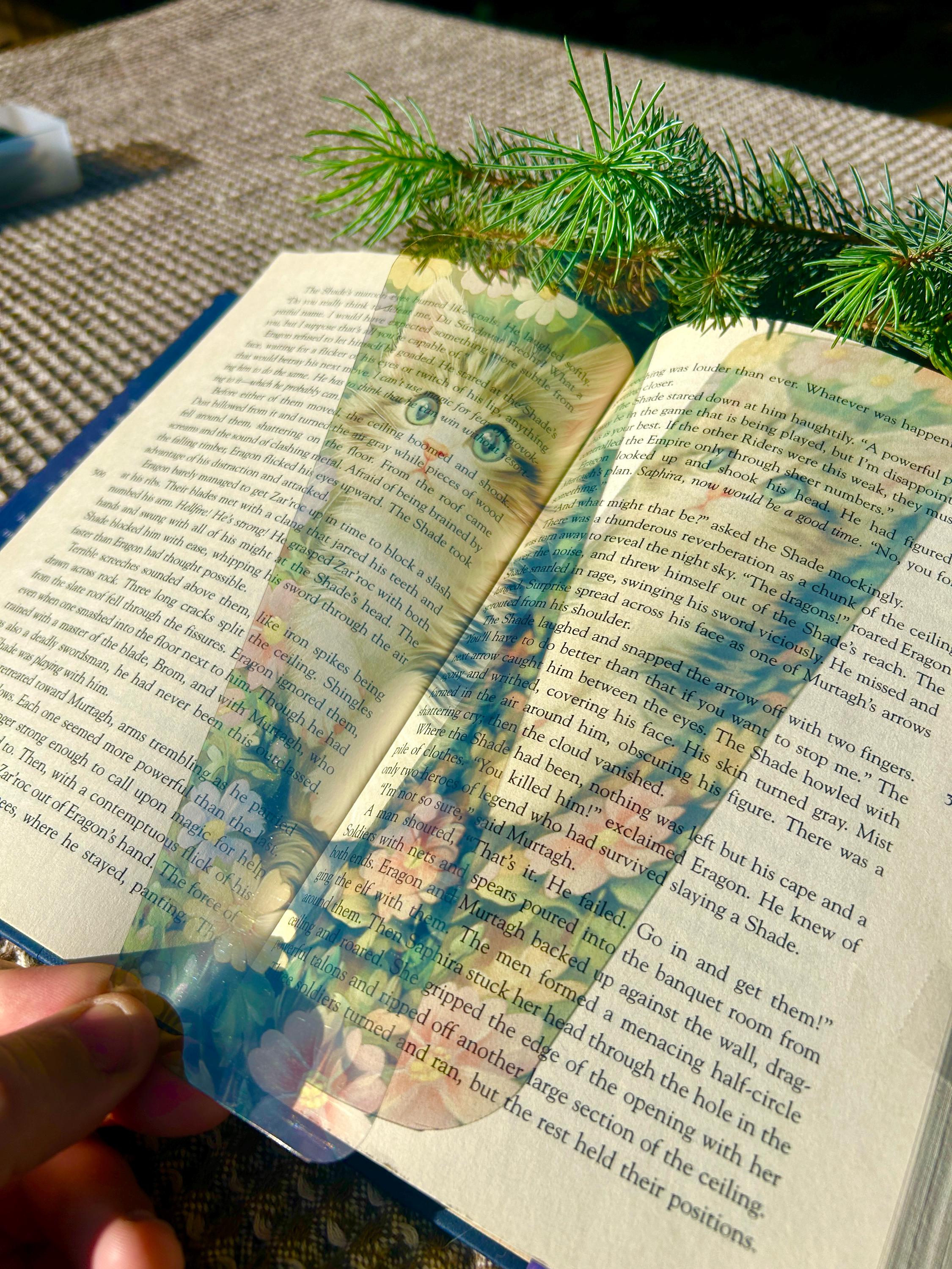 Floral Kitten Bookmark – Cute Cat in Flowers Bookmark for Readers, Cottagecore Aesthetic, Stained Glass Style Gift for Book Lovers